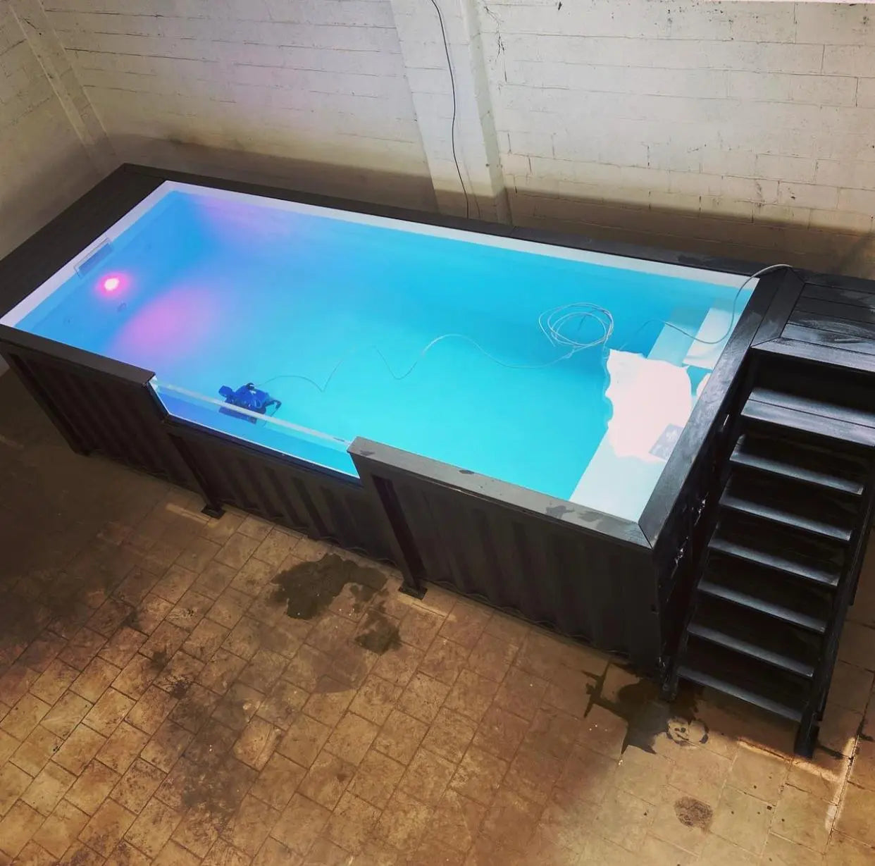 20 Ft Container Pool image 6