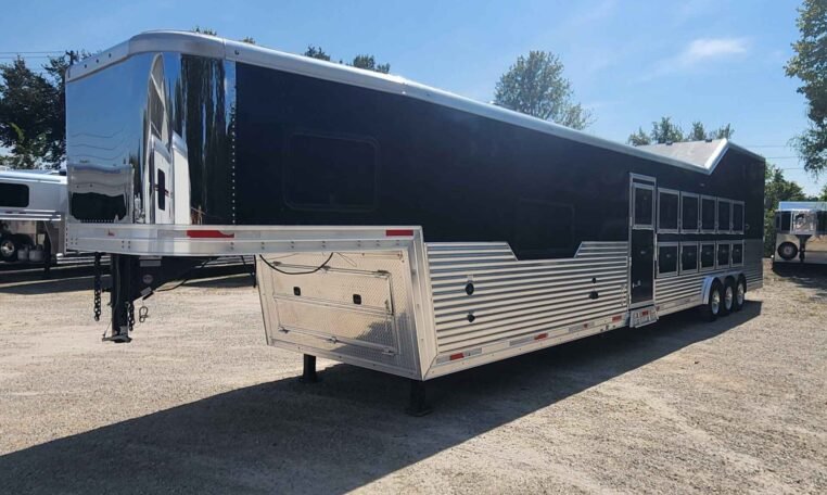 2019 Lakota Bighorn 6 Horse Side Load Trailer image 3