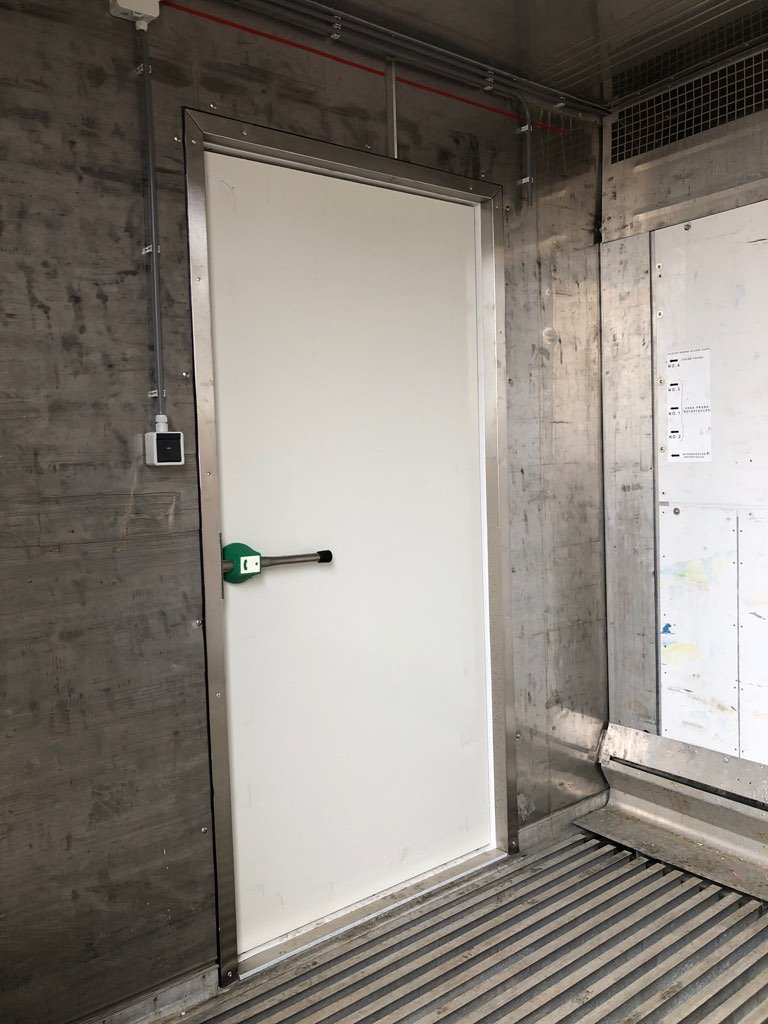 10ft x 8ft 10′ Reefer Container, Used image 6