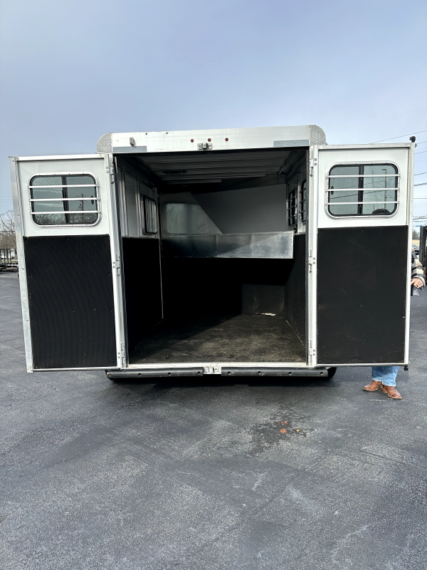 2021 Titan 2 Horse Trailer image 5
