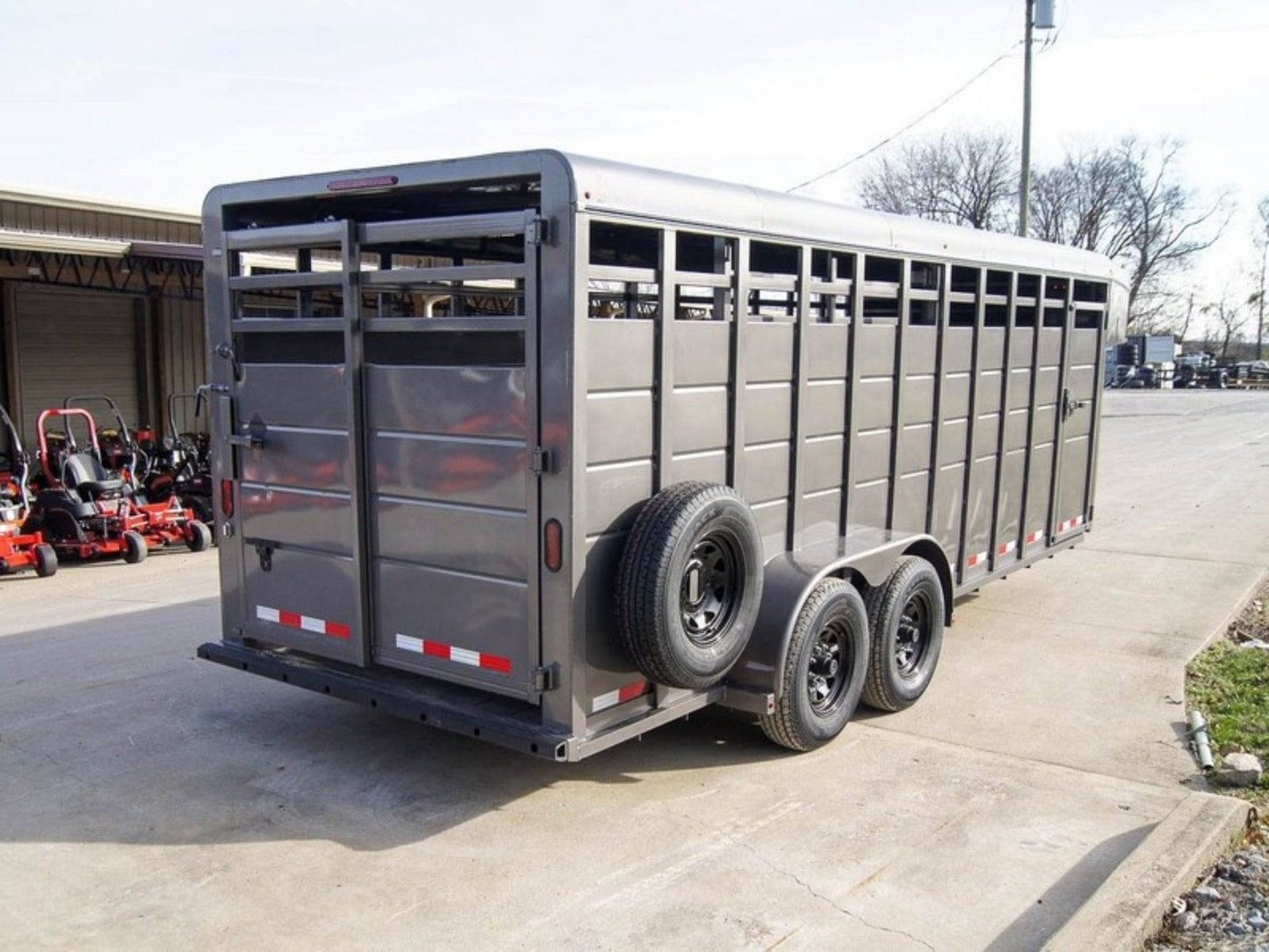 20ft Charcoal Gooseneck Livestock Cattle Trailer (2) 7K Axles image 6