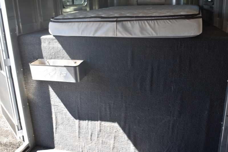 Used 2013 Exiss 6300 3 Horse Gooseneck image 7
