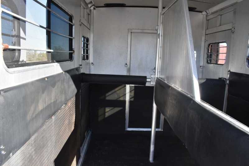 Used 1998 Silver Star 2HGN 2 Horse Trailer with 6′ Short Wall image 11