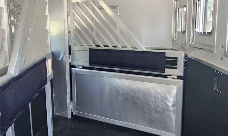 2019 Lakota Bighorn 6 Horse Side Load Trailer image 12