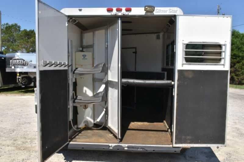 Used 2005 Silver Star 2HGNLQ 2 Horse Trailer with 4′ Short Wall image 17