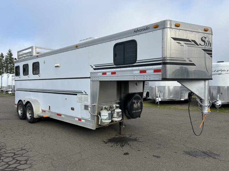 2002 Silverado 3h GN All Aluminum Weekender image 0