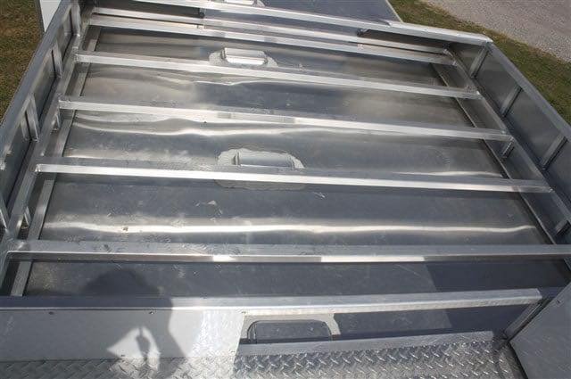 2019 Lakota Charger 4 Horse LQ with 15′ Short Wall image 29