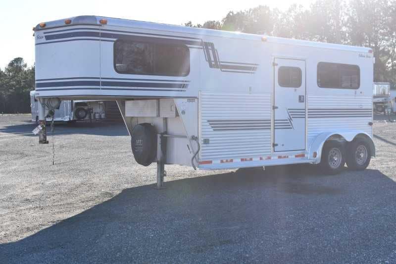 Used 1998 Silver Star 2HGN 2 Horse Trailer with 6′ Short Wall image 2