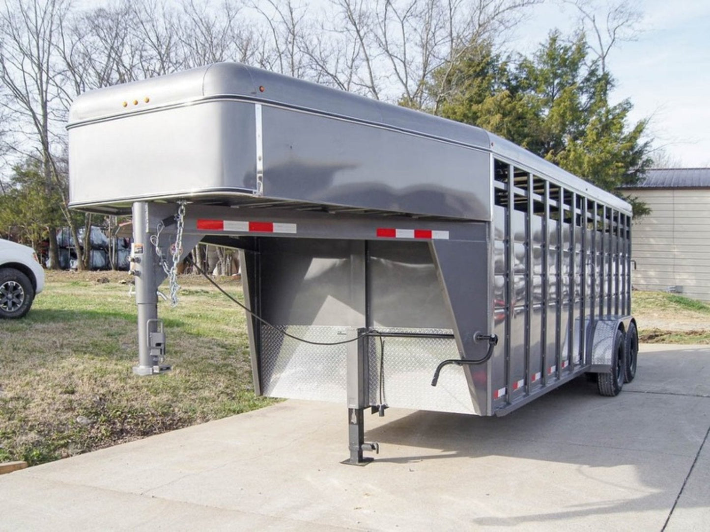 20ft Charcoal Gooseneck Livestock Cattle Trailer (2) 7K Axles image 3