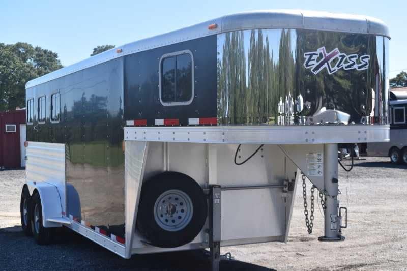 Used 2013 Exiss 6300 3 Horse Gooseneck image 5