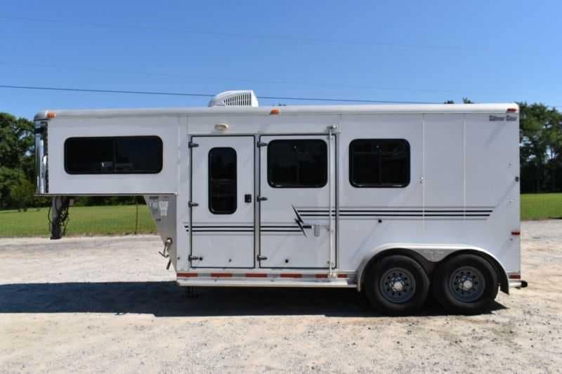 Used 2005 Silver Star 2HGNLQ 2 Horse Trailer with 4′ Short Wall image 1