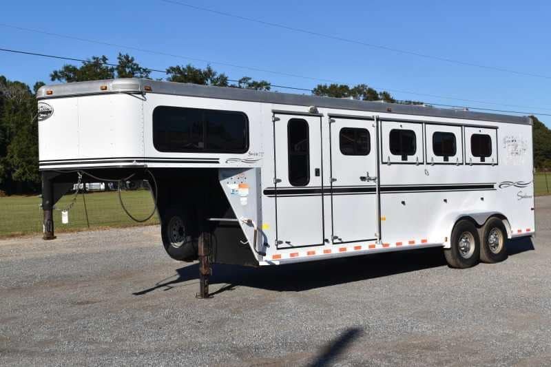 Used 2005 Sundowner 4HGN 4 Horse Trailer image 3