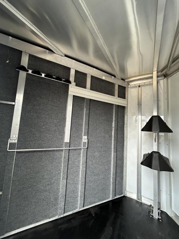2007 Exiss 2 Horse Trailer image 12