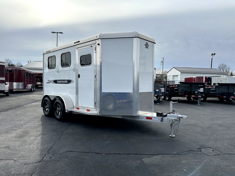 2021 Titan 2 Horse Trailer image 1