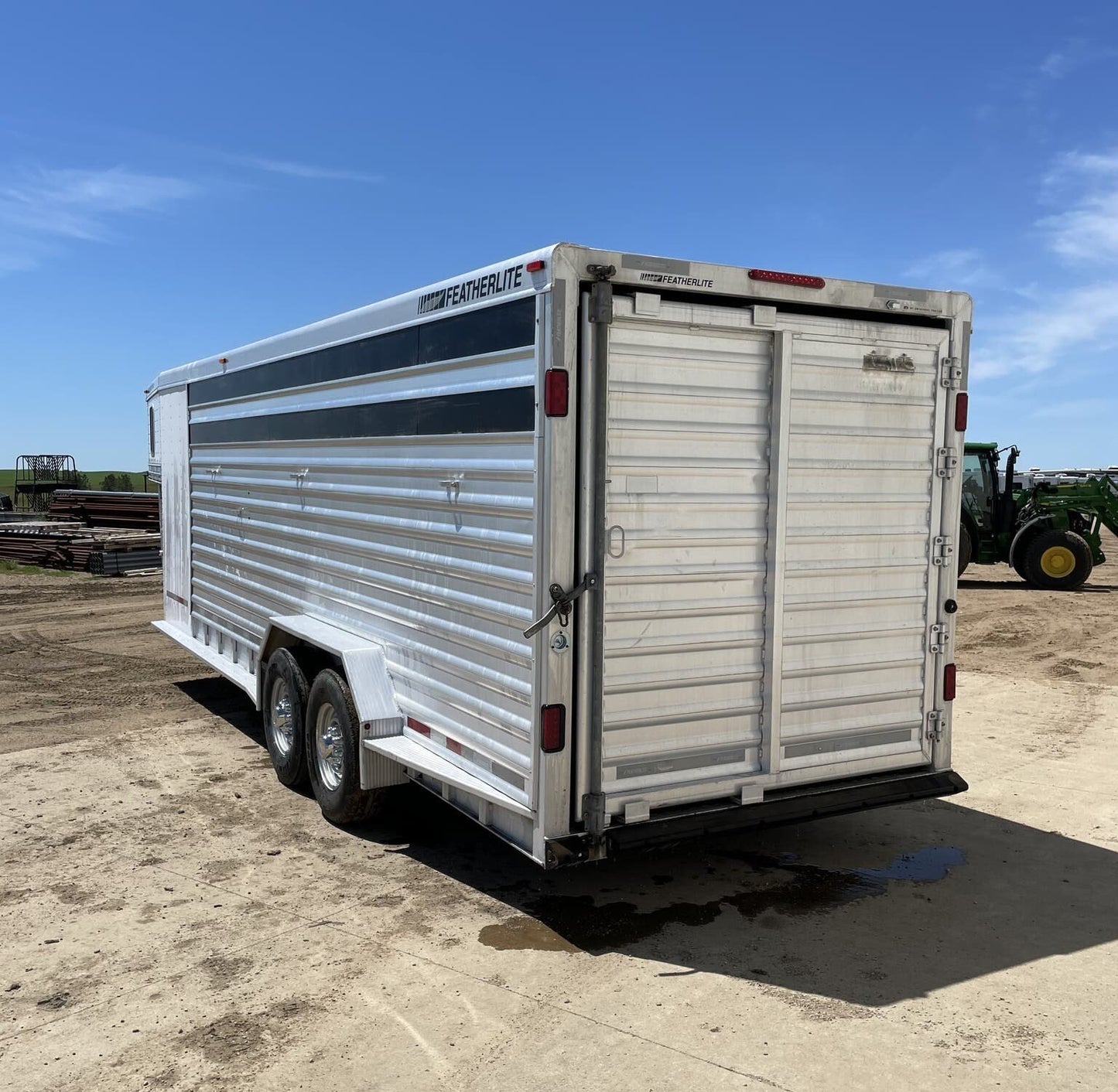 Used 2010 Featherlite 24FT Stock Combo – 2 Compartments image 15