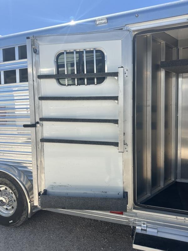 2020 Bloomer 4 Horse Stock Combo Trainer Tack Horse Trailer image 13