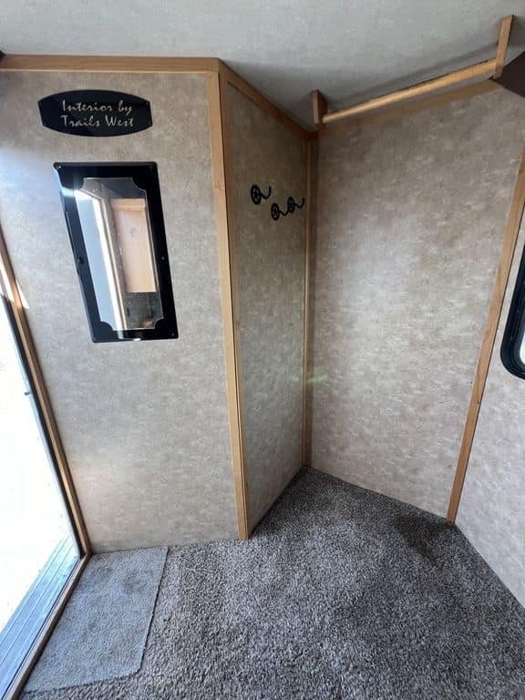 2020 Trails West Sierra Gooseneck 4 Horse image 13