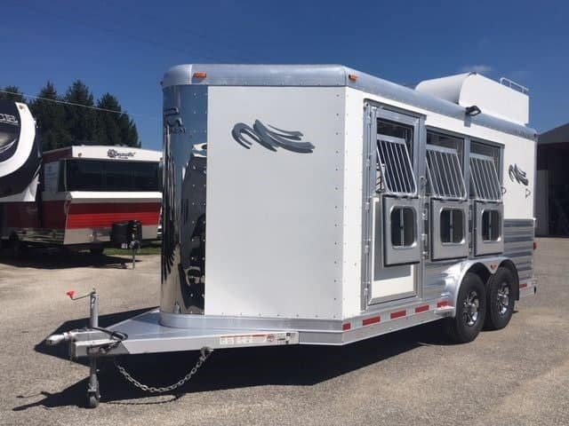 2018 Platinum Coach 3 Horse Bumper Pull image 11