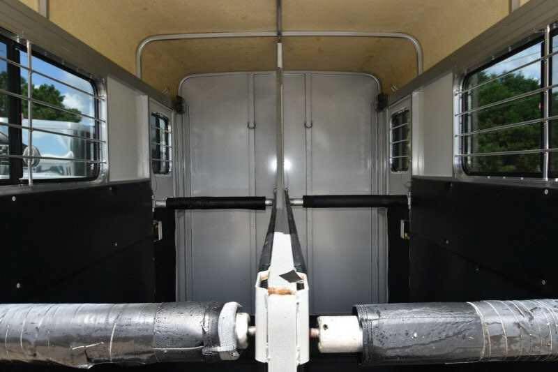 2002 Kiefer Built 2 Horse Bumper Pull image 3