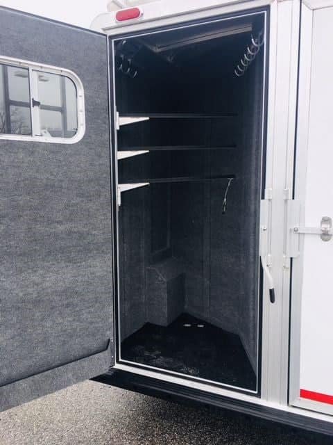 2018 Platinum Coach 3 Horse Bumper Pull image 7