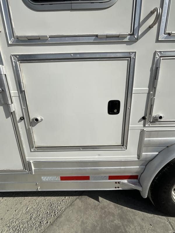 2008 4-Star Trailer 4 horse 12ft Outlaw LQ image 15