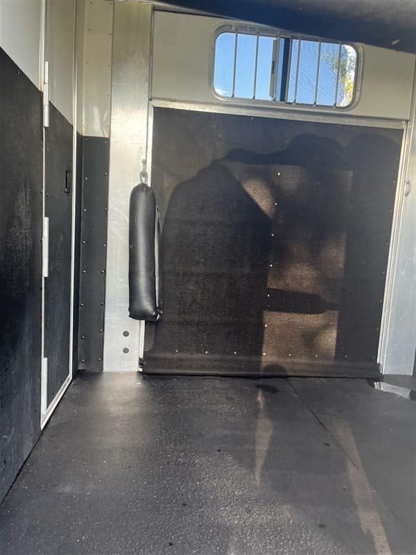 2019 4 Star 2+1 GN image 21