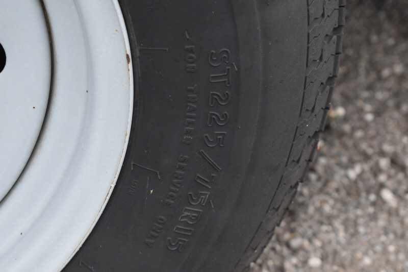 2013 Shadow 2HSL 2 Horse Trailer image 7