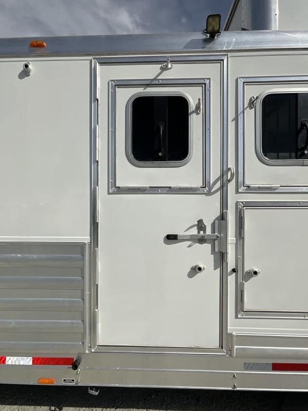 2008 4-Star Trailer 4 horse 12ft Outlaw LQ image 17