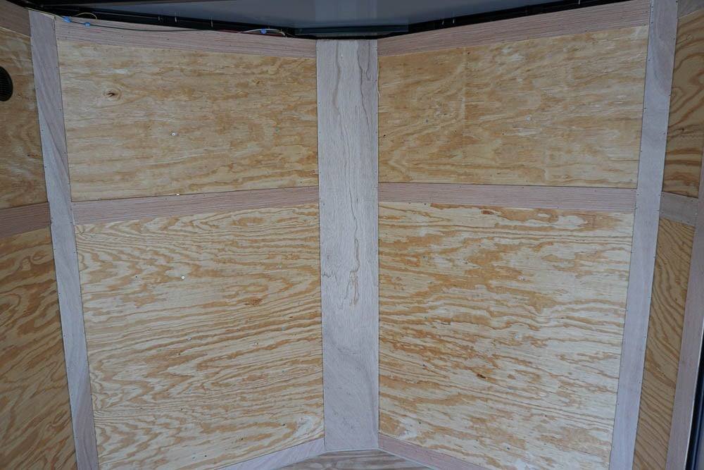 7x12 Enclosed Trailer Black V-Nose Blackout Package 3,500lb Axle Storage image 16