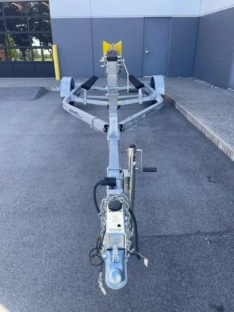 Highliner CL30-20 Surge Trailer image 1