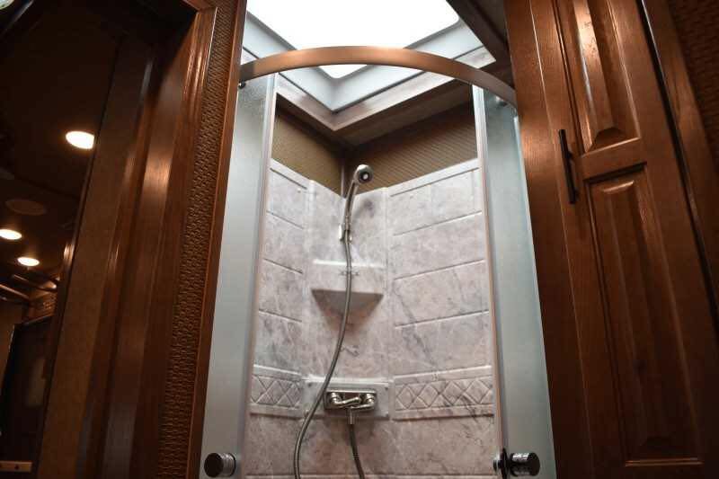 2021 Lakota BigHorn 8519TBB 5 Horse Trailer with 19′ Short Wall image 43