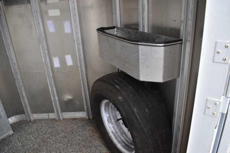 1995 Featherlite 2HSLBP 2 Horse Trailer – Aluminum Bumper Pull image 5