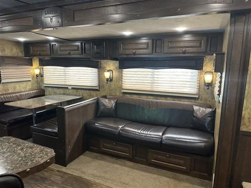 2014 Lakota Bighorn 8416, Generator, Couch, Dinette 17’ Shortwall, 4 Horse Trailer, 12′ Slide. image 23