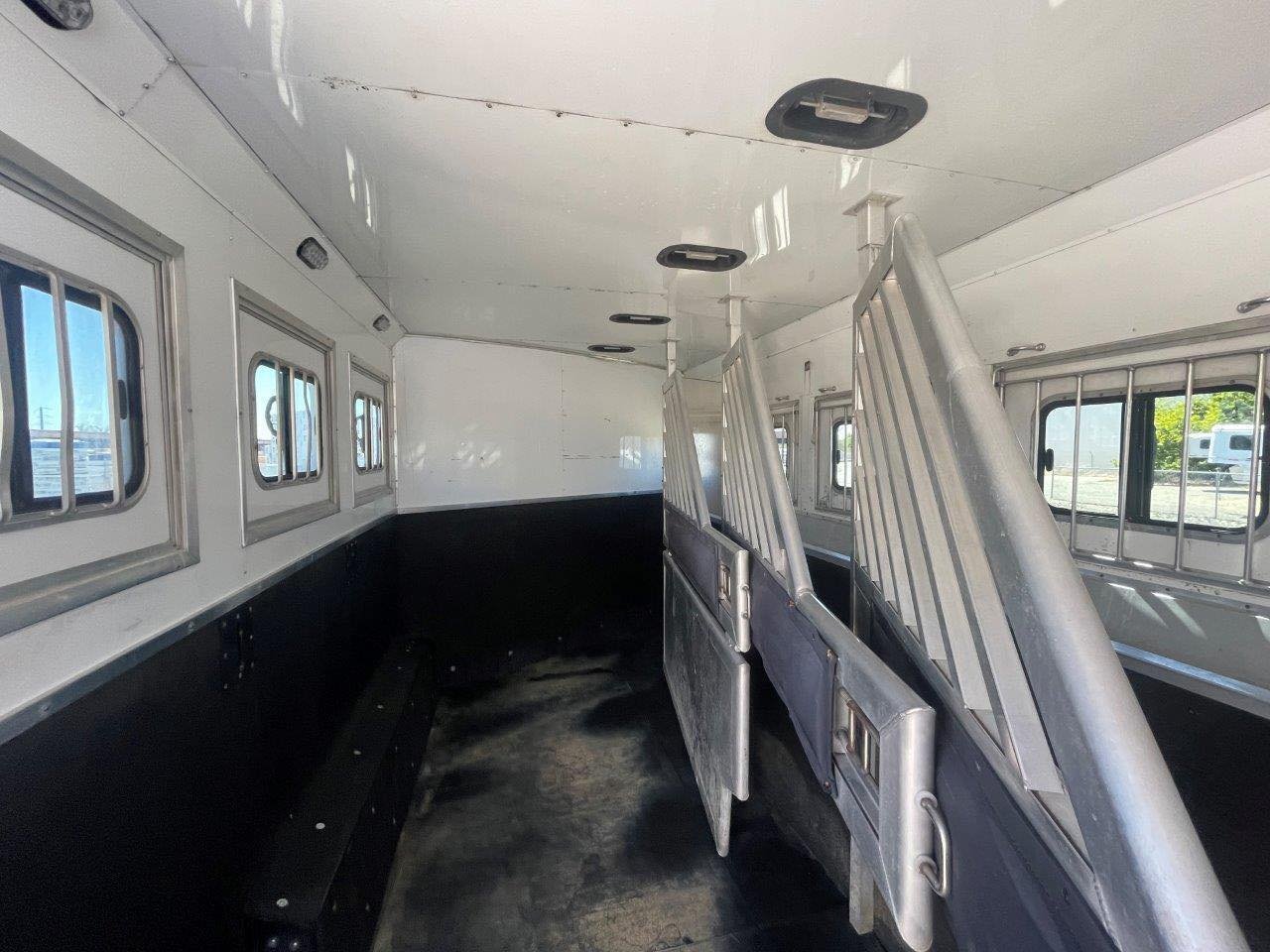 2015 Lakota Bighorn Edition 8414 4 Horse Trailer With Living Quarters “1 Slide” image 6