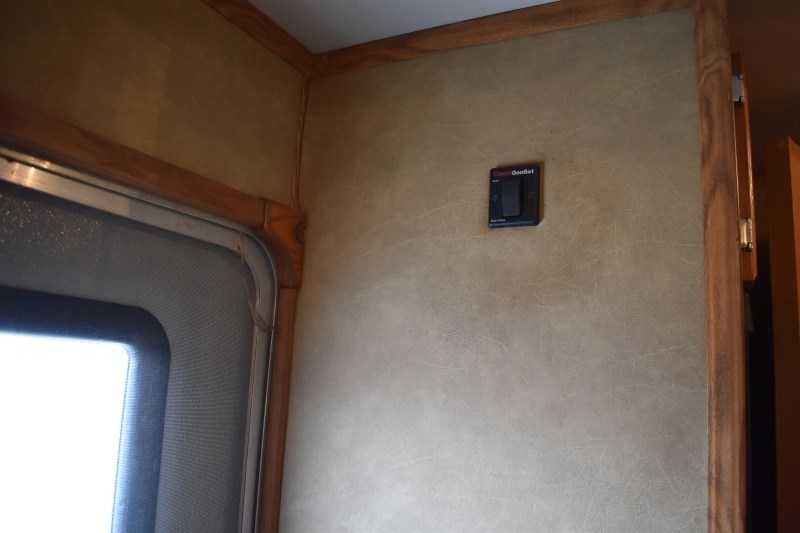 2007 American Spirit 8410GLQ 4 Horse Trailer with 10′ Short Wall image 26