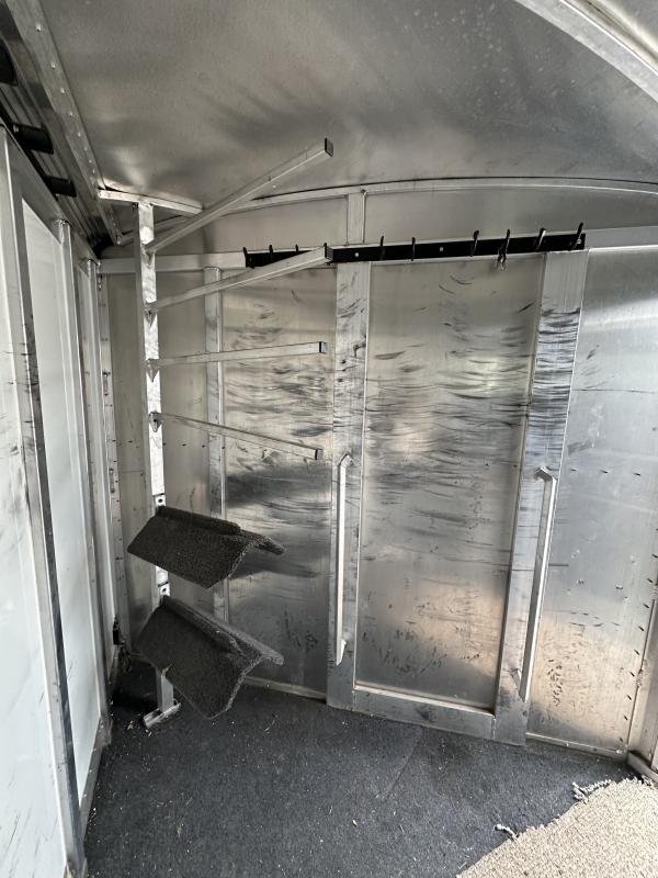 2004 Cherokee Trailers 4H GN Horse Trailer image 6