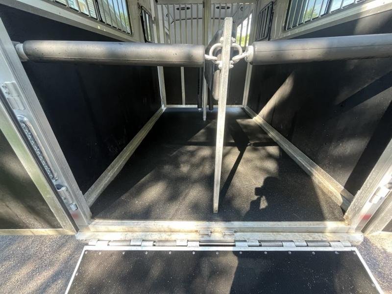 2019 Shadow 2+1 Gooseneck image 11