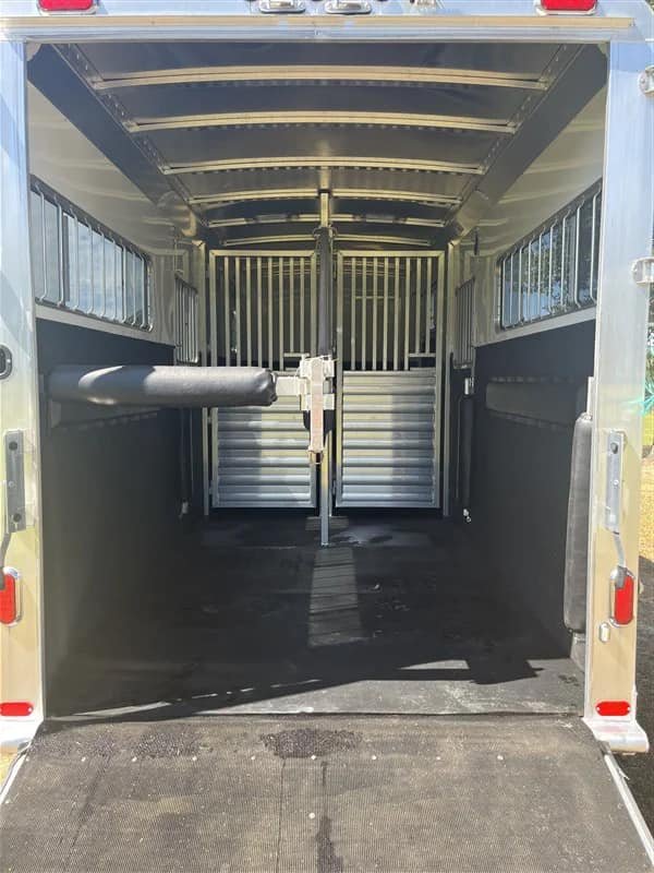 2019 4 Star 2+1 GN image 12