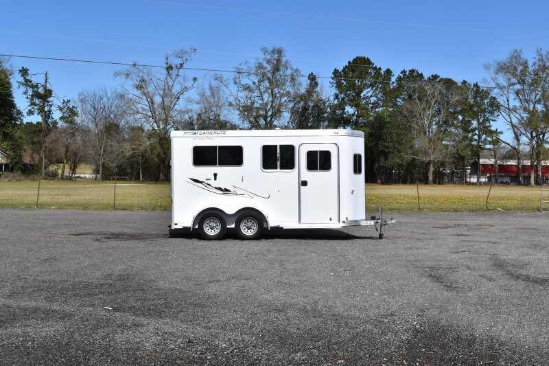 2005 Featherlite 2HST 2 Horse Trailer image 0
