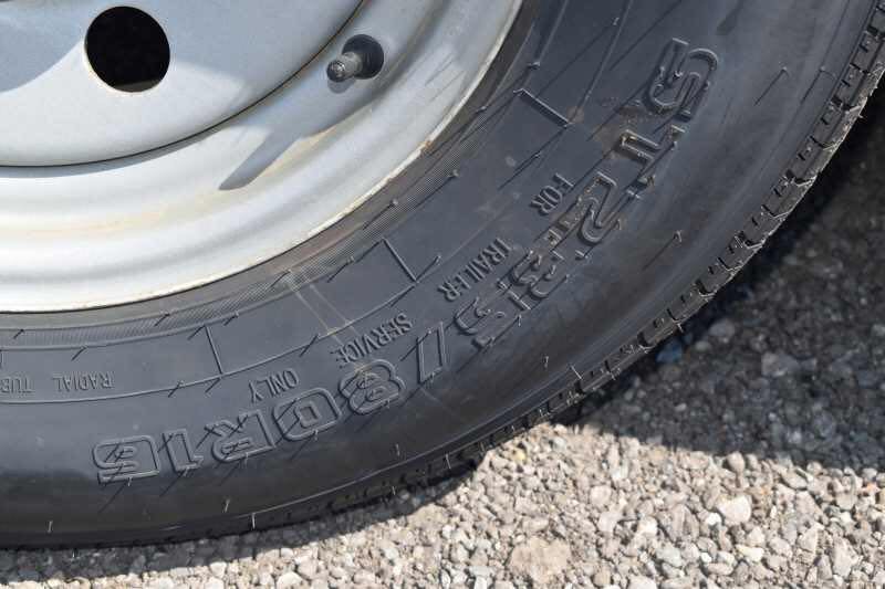 2014 Sundowner 2 Horse Gooseneck Trailer image 8