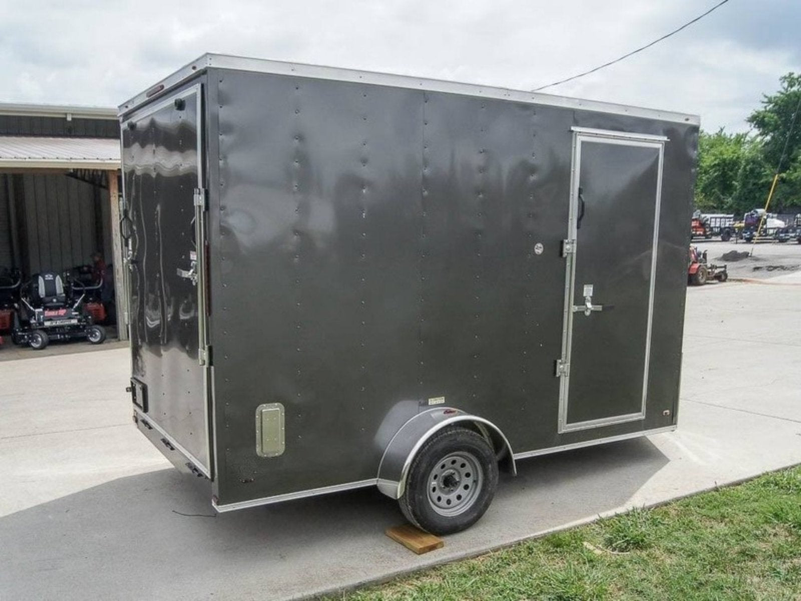 7x12 Charcoal V-Nose Custom Enclosed Trailer 3500lb Axle with Brake Storage image 3