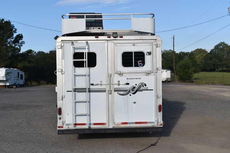 2006 Platinum 8410LQ 4 Horse Trailer with 9′ Short Wall image 18