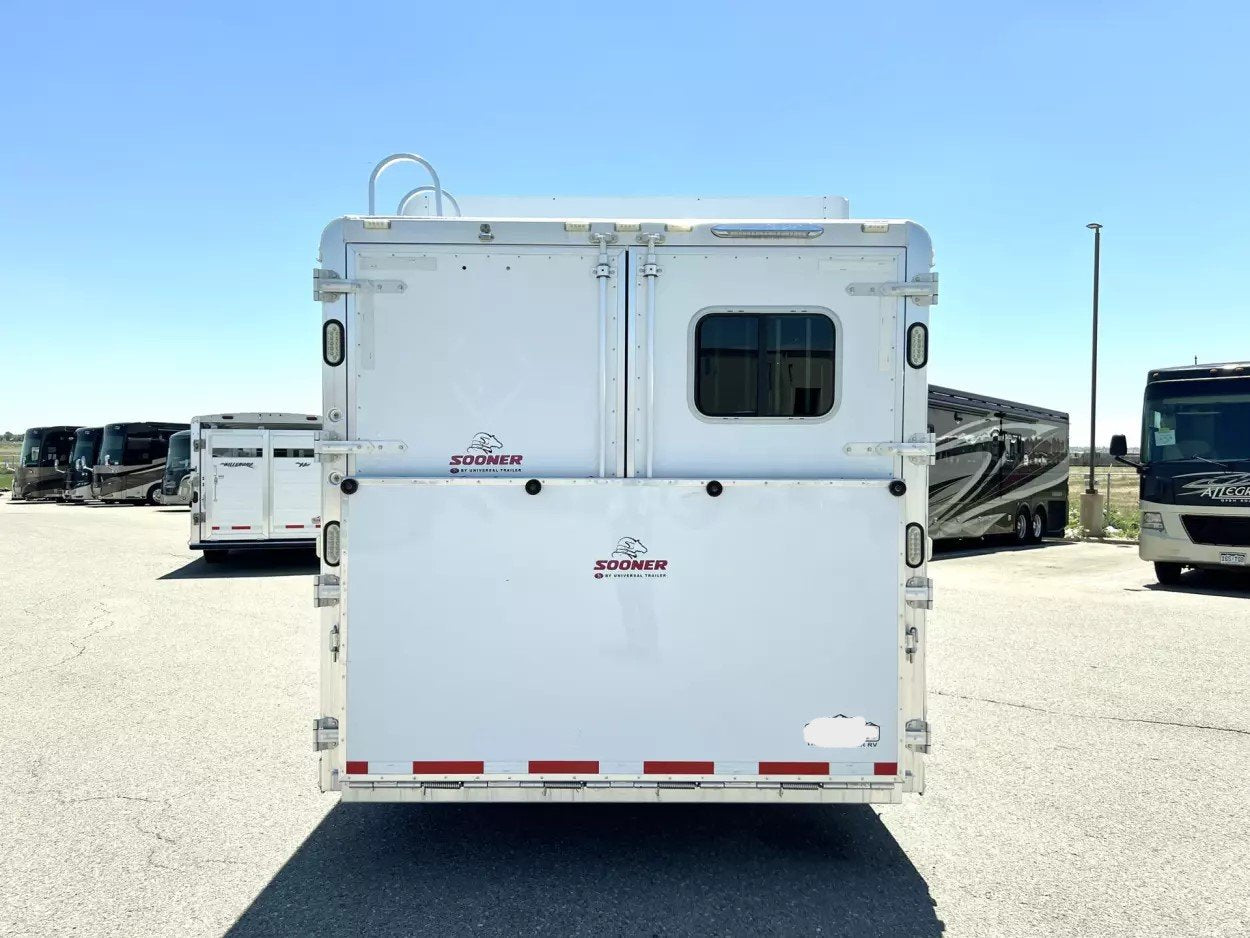 2015 Sooner 6 Horse Gooseneck image 2