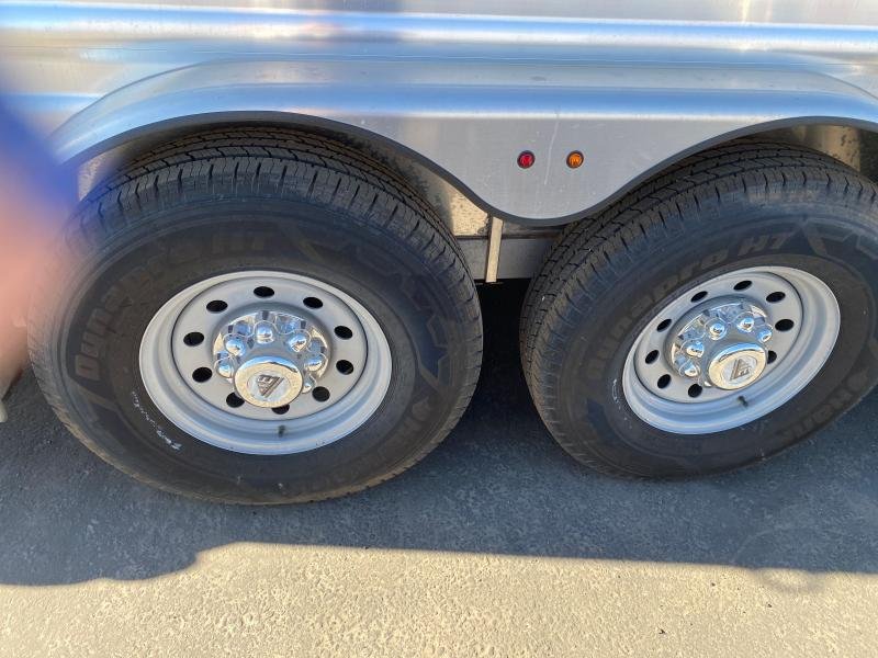 2021 Elite Trailers Slant Load 5 Horse Slant Load image 10