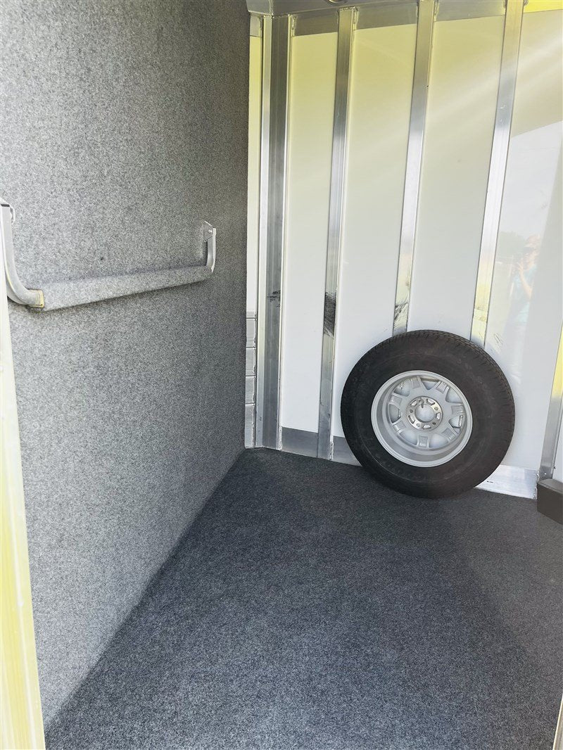 2015 4 Star 2 Horse Slant Load Bumper Pull image 12