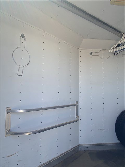 2000 Sooner 4 Horse Bumper Pull SUPER CLEAN image 13