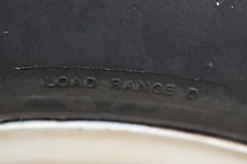 2005 Sundowner Sunlite 2 Horse Trailer image 1