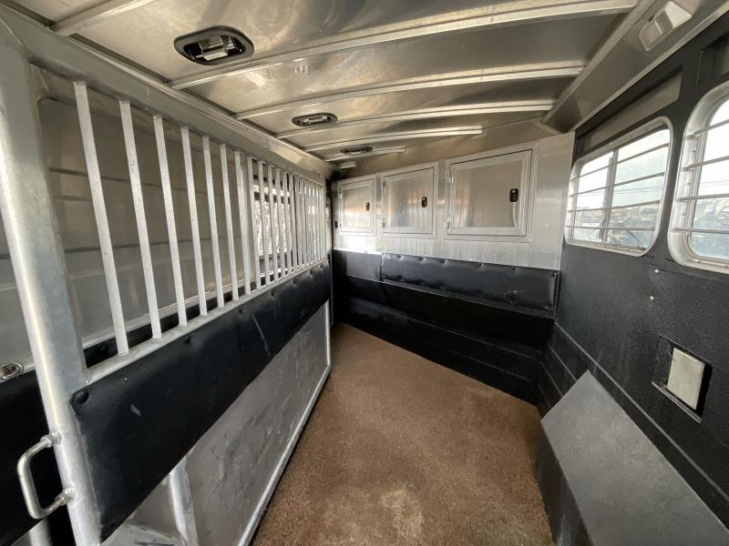 2014 Logan Coach RAZ4GNHDLQ 40′ 4 horse Razor GN Horse Trailer**WITH WALK IN CLOSET** image 41