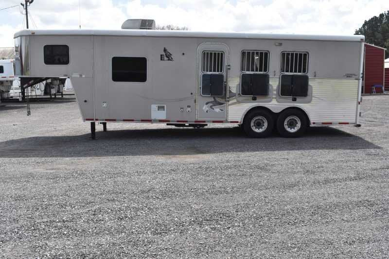 2007 American Spirit 8308LQ 3 Horse Trailer with 8′ Short Wall image 8