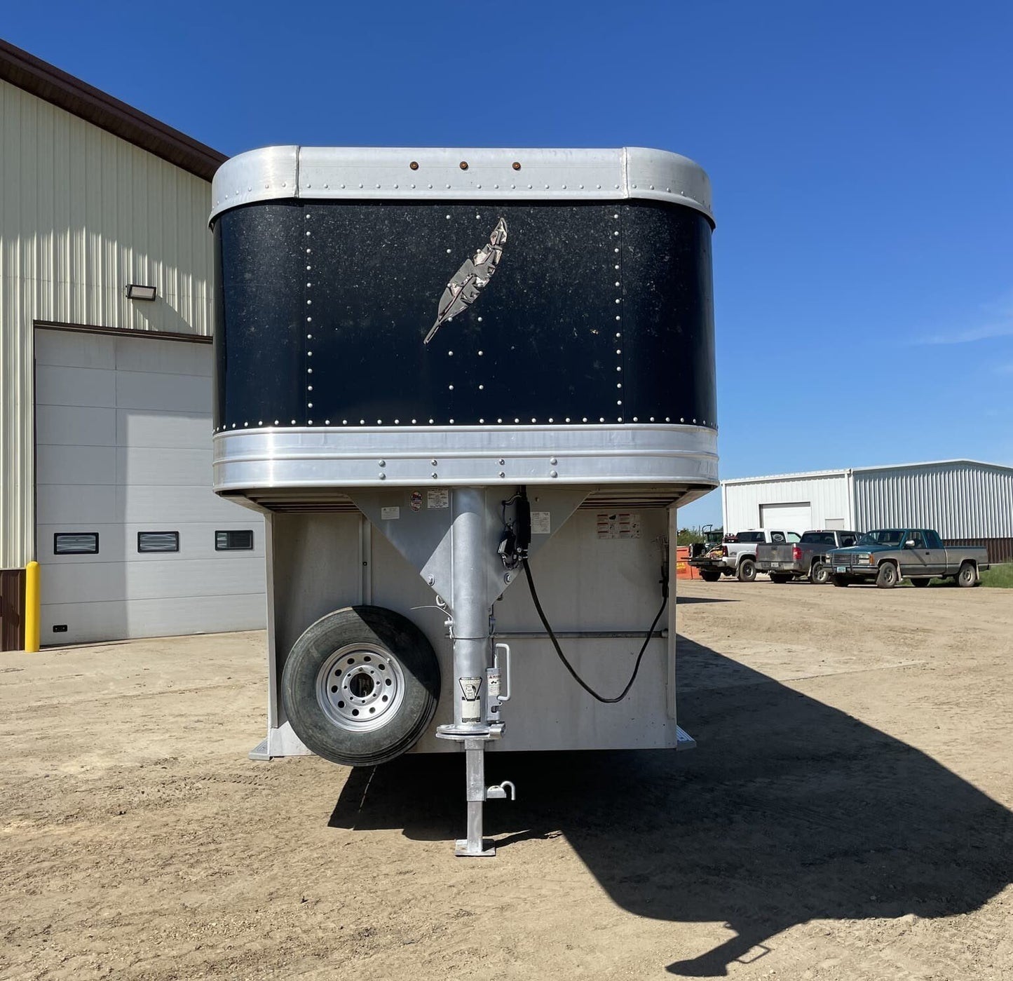 2013 Featherlite 30FT Stock Combo – 3 Compartments image 1